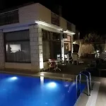 Ivy House Loca アラカティ