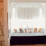 Ivy House Loca