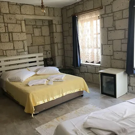 Ivy House Loca Hotel