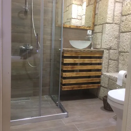 Hotel Ivy House Loca